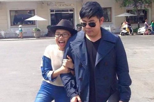 Quang Lê tiết lộ bố mẹ Phương Mỹ Chi không đi làm cũng nhờ thu nhập từ con gái