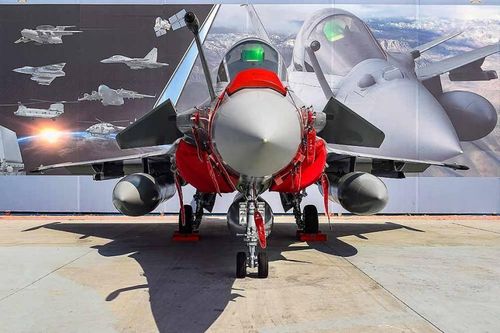Lý do nào khiến Rafale 'soán ngôi' Su-30MKI trong Không quân Ấn Độ?