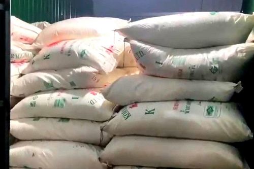 Quảng Trị: Điều tra vụ hàng chục tấn đường nhập lậu trái phép
