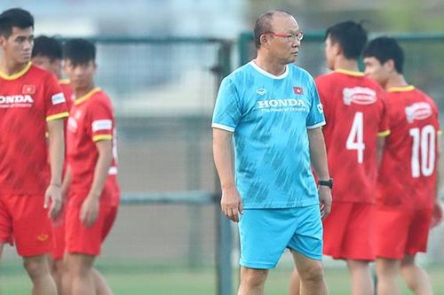 Việt Nam vs UAE: HLV Park Hang Seo tính gì trước UAE?