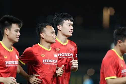 Việt Nam vs UAE: Lịch sử chỉ cách một bước chân