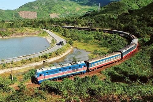 Chạy lại đôi tàu Thống nhất SE3/SE4