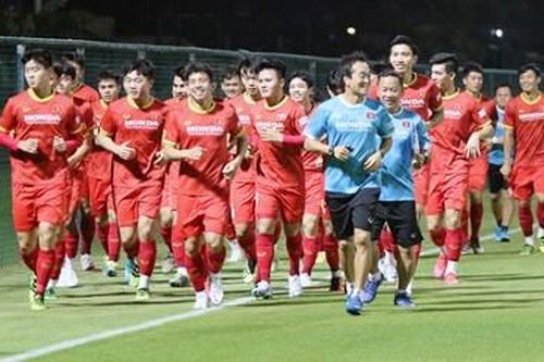 23 giờ 45 phút ngày 15-6, UAE-Việt Nam: Tự viết nên lịch sử