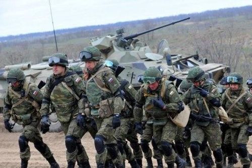Bộ trưởng Ngoại giao Ukraine: Nga chỉ rút 12.000 trên 100.000 quân khỏi biên giới