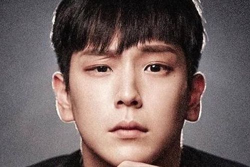 Nam idol Kpop cố tự tử sau khi bị kết án tù vì tấn công tình dục