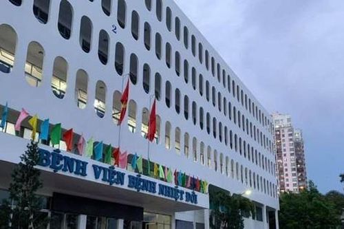 Bệnh viện Bệnh nhiệt đới TPHCM có 60 nhân viên mắc COVID-19