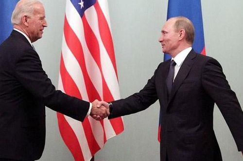 TT Mỹ Biden: 'Nước Nga yếu hơn so với bề ngoài'