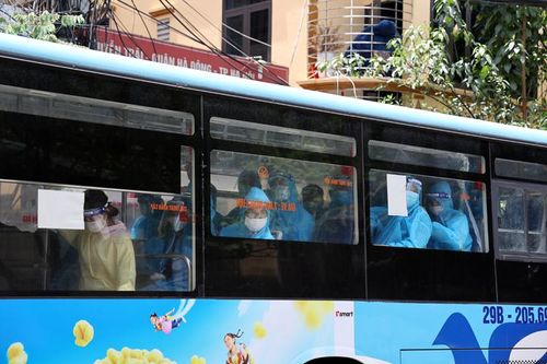 Hà Nội đón 286 công dân từ Bắc Giang trở về