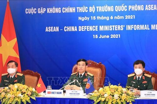 Cuộc gặp không chính thức Bộ trưởng Quốc phòng ASEAN - Trung Quốc