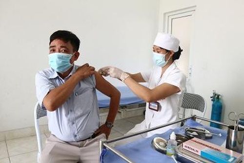 Phú Thọ triển khai tiêm vắc xin phòng COVID-19 mũi 1 đợt 2 cho gần 12 nghìn người