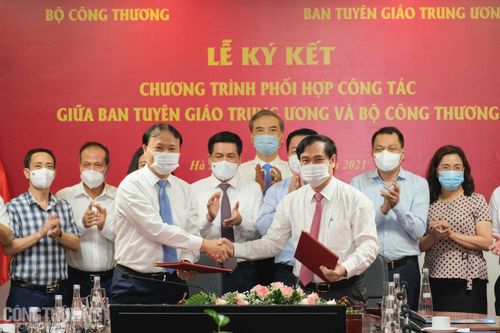 Bộ Công Thương - Ban Tuyên giáo Trung ương ký chương trình phối hợp công tác giai đoạn 2021-2026