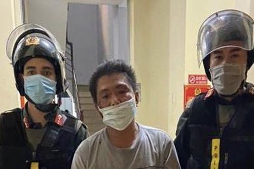 Công an đột kích giải cứu người vợ bị chồng nghi ngáo đá dọa giết
