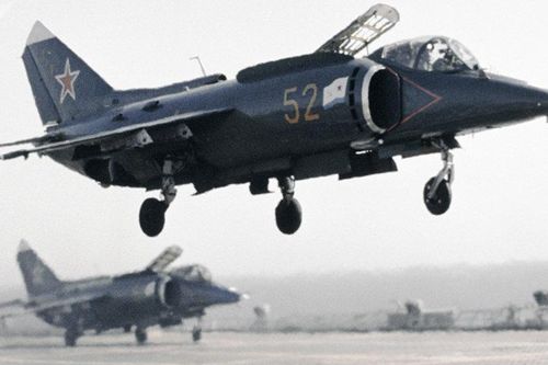 Yak-38, loại tiêm kích hạm đi trước thời đại của Liên Xô