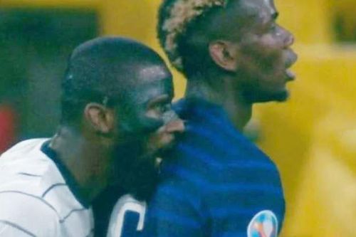 Sao tuyển Đức lén cắn Pogba