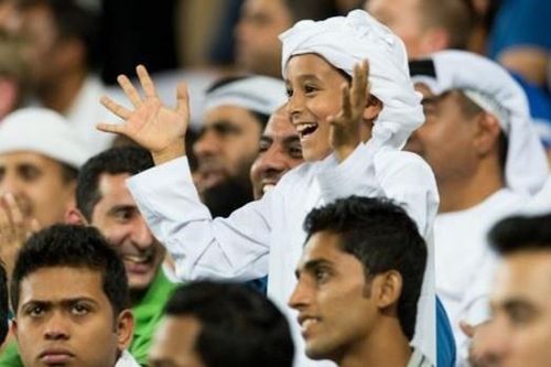 'Show âm nhạc' ồn ào của cổ động viên UAE trong trận gặp Việt Nam