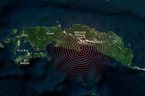 Động đất ở Indonesia, người dân sơ tán vì nguy cơ sóng thần