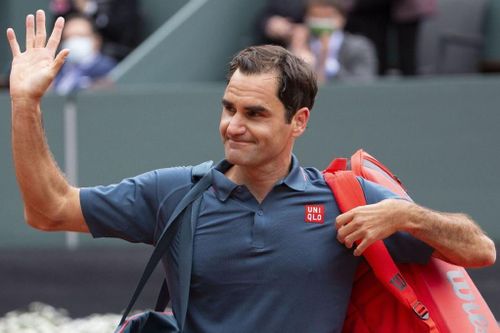 Federer thua ngược tay vợt 20 tuổi