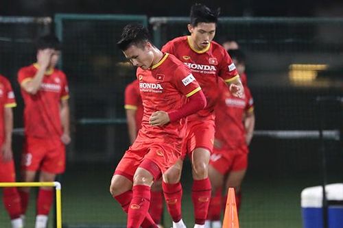 Tuyển Việt Nam vào vòng loại thứ ba World Cup 2022: Hành trình của sự hy sinh