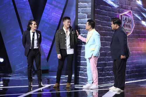Nổi da gà với giọng hát đầy nội lực của 'người hát tình ca' Ôn Vĩnh Quang