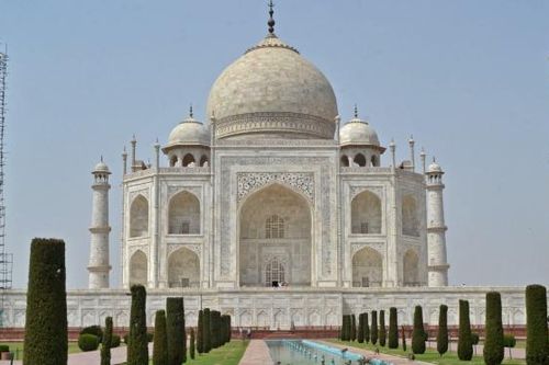 Đền Taj Mahal của Ấn Độ mở cửa trở lại