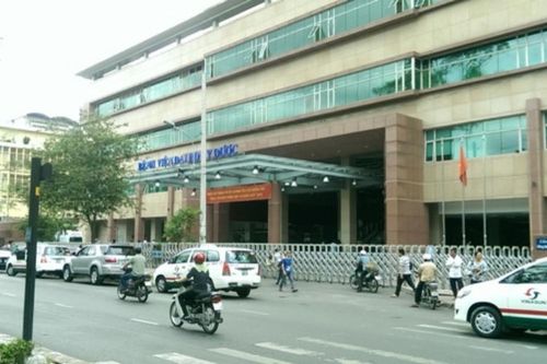 Bệnh viện Đại học Y dược TP Hồ Chí Minh tạm ngưng hoạt động do có ca dương tính SARS-CoV-2
