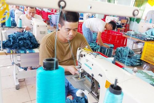 Cận cảnh bên trong nơi những 'nô lệ' ma túy tìm nẻo về