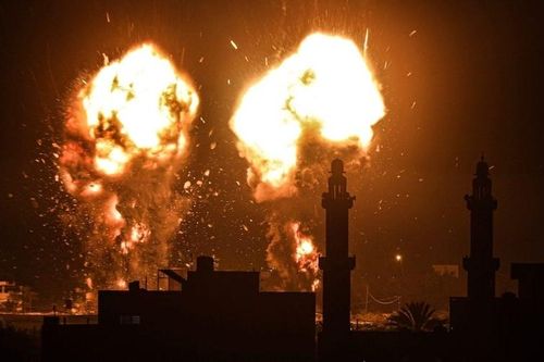 NÓNG! Israel bất ngờ không kích Dải Gaza, tuyên bố sẵn sàng giao tranh, thỏa thuận ngừng bắn tan vỡ