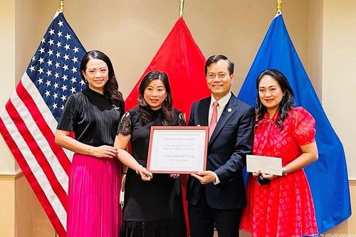 Người Việt tại Hoa Kỳ vượt qua đại dịch, chung tay với đồng bào trong nước phòng chống Covid-19