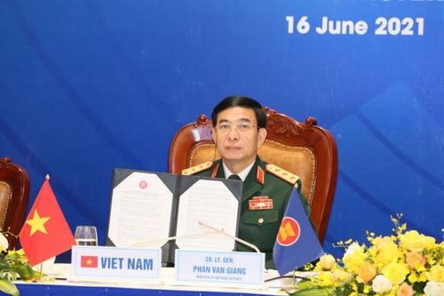Các bên tránh có các hành động làm ảnh hưởng đến lòng tin, làm phức tạp tình hình Biển Đông