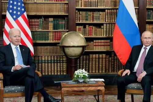 Ông Joe Biden gọi Mỹ và Nga là 'hai cường quốc'