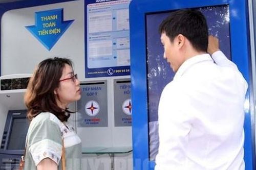 Tiếp tục giảm 105 tỷ đồng tiền điện cho khách hàng tại TPHCM