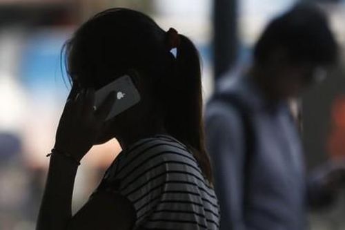 Nữ sinh mất hơn 800 triệu đồng sau cú điện thoại với CSGT 'dởm'