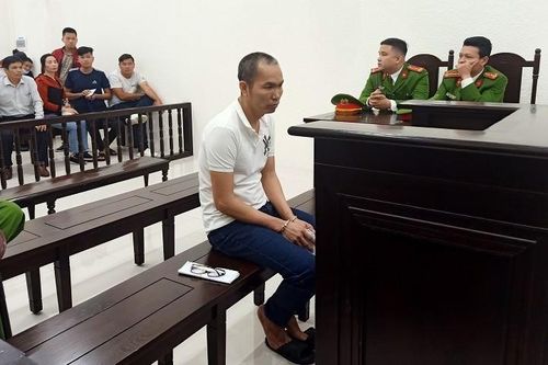 Kẻ đâm chết người ngày mùng 2 Tết được giảm án