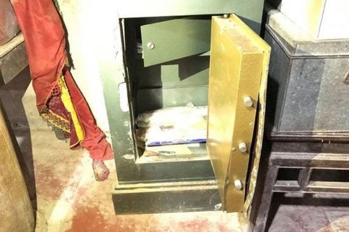 Đền cổ lưu giữ nhiều đạo sắc phong nhất cả nước bị mất cổ vật