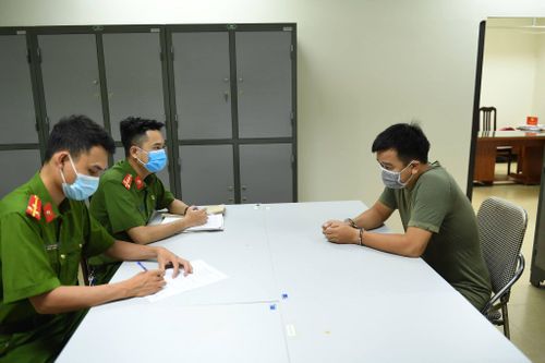 Hà Nội: Xóa sổ đường dây tổ chức đánh bạc qua mạng quy mô lớn