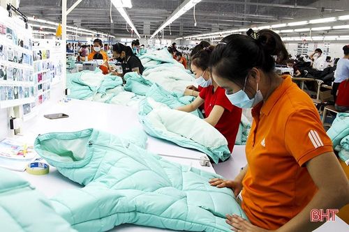 Lập 'rào chắn' an toàn để các khu, cụm công nghiệp Hà Tĩnh duy trì sản xuất