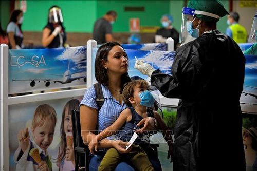 Cuba lần đầu tiên ghi nhận 1.500 ca mắc COVID-19 trong ngày