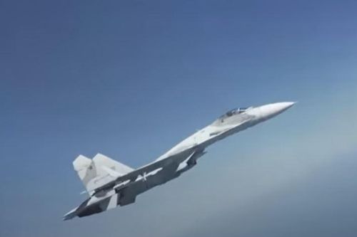 Hai chiếc F-35 của Mỹ bị tiêm kích Nga đánh chặn gần căn cứ không quân Khmeimim