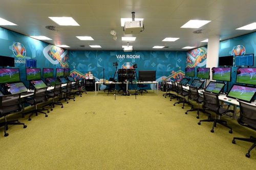 VAR ở Euro 2020 hiệu quả như thế nào?