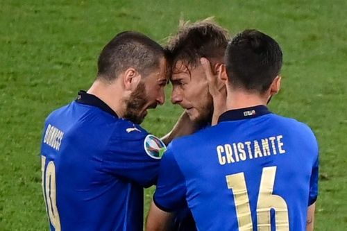 Ozil: 'Tuyển Italy khó bị đánh bại ở Euro 2020'