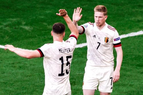 Video Đan Mạch - Bỉ: Người hùng De Bruyne