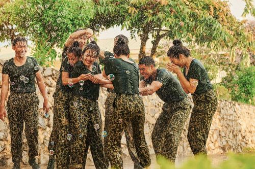 Dương Hoàng Yến tiếc nuối vì MV mới thiếu hoa hậu Kỳ Duyên, Diệu Nhi