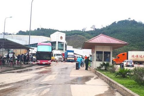 Hà Tĩnh tạm dừng tiếp nhận công dân Việt Nam nhập cảnh về nước qua Cửa khẩu Quốc tế Cầu Treo