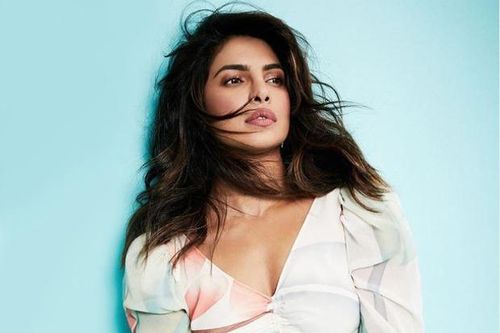 Hoa hậu Thế giới Priyanka Chopra gia nhập Victoria's Secret