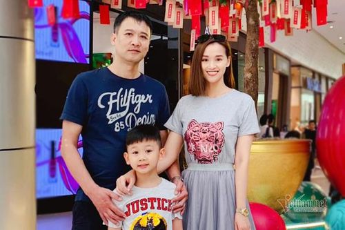 Chồng đại gia của Lã Thanh Huyền thường vào bếp nấu ăn cho vợ