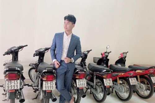 Choáng với dàn xe Honda Dream, Wave biển khủng trị giá hơn 2,2 tỷ đồng