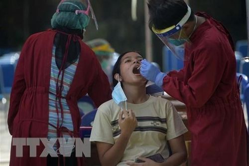 Indonesia xem xét phong tỏa toàn bộ trụ sở các bộ do COVID-19