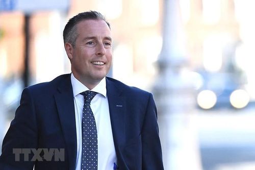 Ông Paul Givan làm Thủ hiến mới của vùng lãnh thổ Bắc Irelanfd