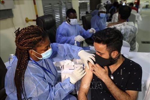 UAE thử nghiệm vaccine của Sinopharm cho trẻ dưới 18 tuổi