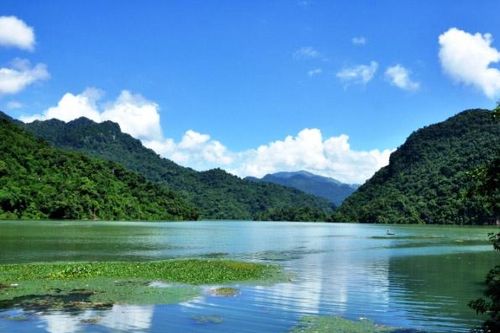 Những hồ nước cực đẹp được du khách yêu thích nhất Việt Nam